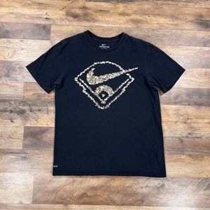 Nike Womens Shirt Medium Black Sunflower Seeds Dri Fit Short Sleeve Tee